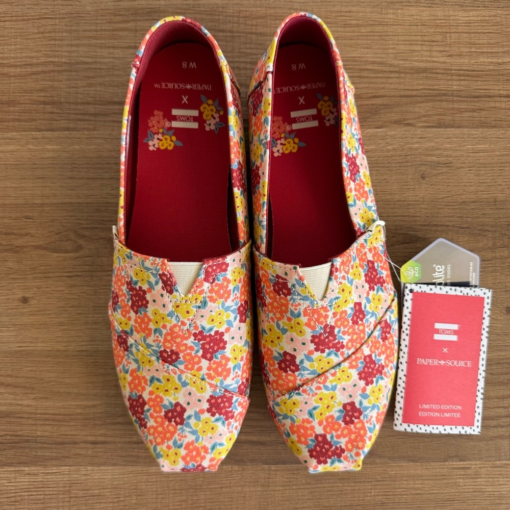 Toms - Women’s Natural Paper Source Ditzy Floral Print Alpargata Shoes size 8